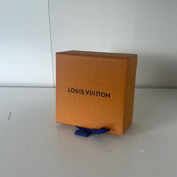 Louis Vuitton Gold Earrings - Picture 1 of 3